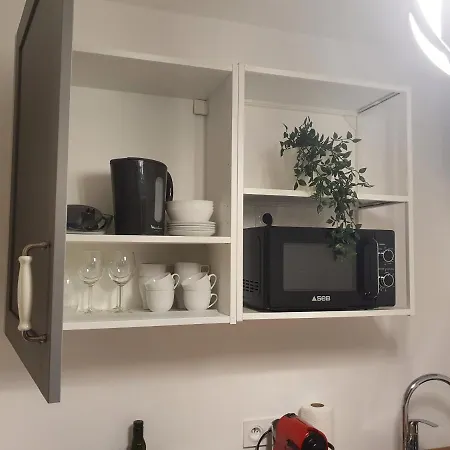 Apartman Beautiful Apartment At 200M From The Beach *