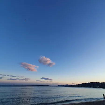 Beautiful Apartment At 200M From The Beach Apartman *